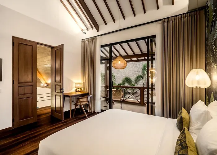 Nusantara 4 By Alfred In Bali *
